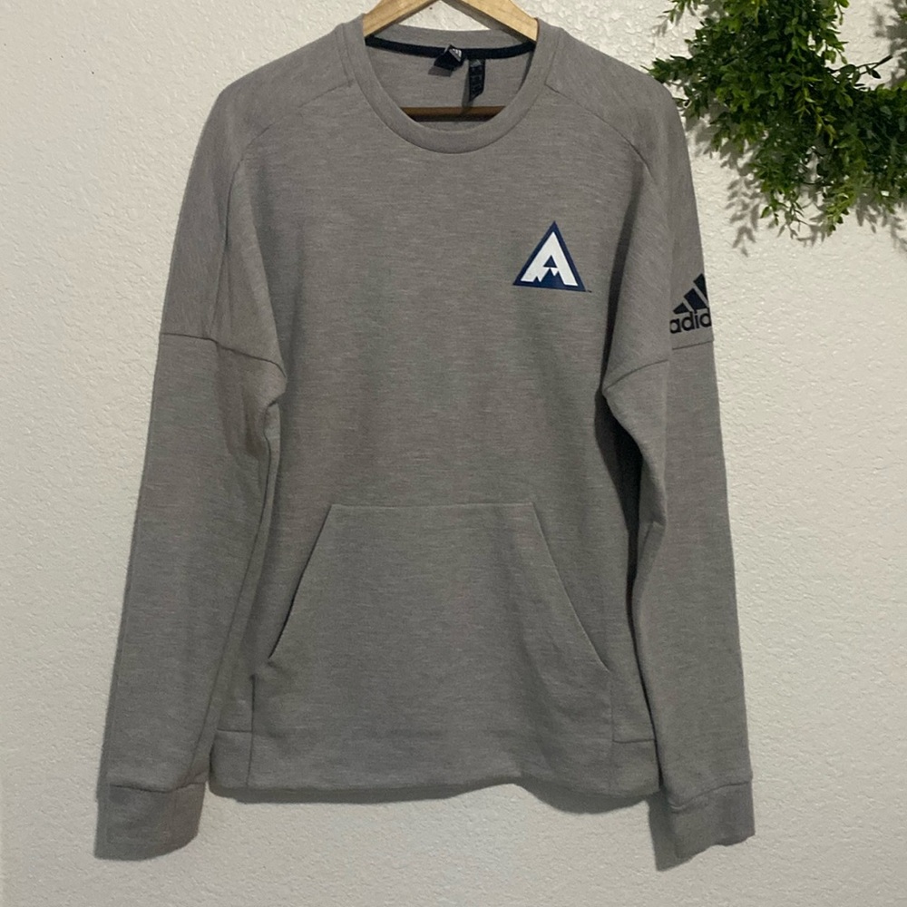 Colorado Avalanche Stadium Series Air Force Academy Crewneck Sweatshirt Size M